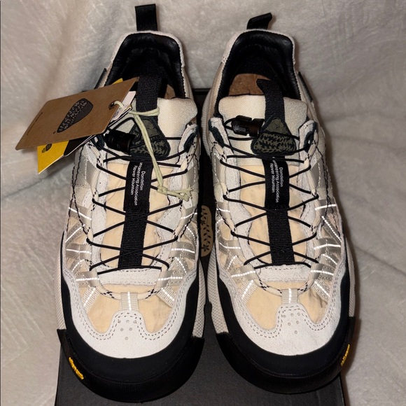NWT Flower Mountain IWANO 2 UNI Suede and technical fabric sneakers -White-Black - Picture 10 of 16
